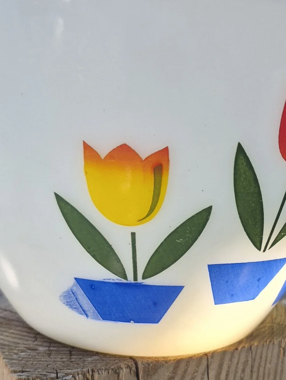 1940s Vintage Fire King Tulip Mixing/Nesting Bowls by Anchor Hocking Set of 2 - Picture 6 of 11